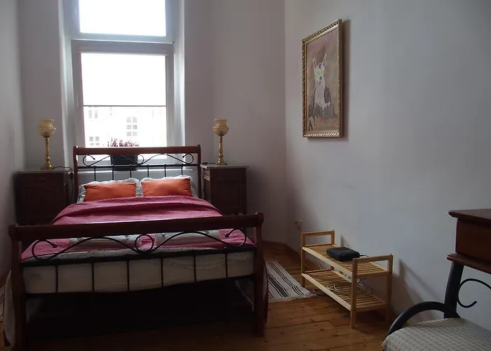 Apartment Refined Flat In Jezyce District