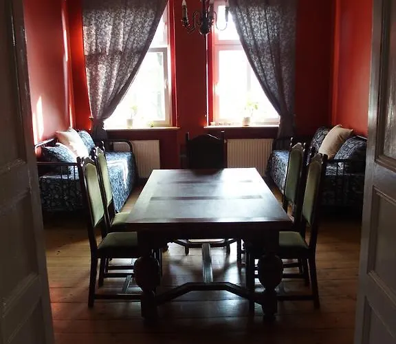 Refined Flat In Jezyce District דירה *